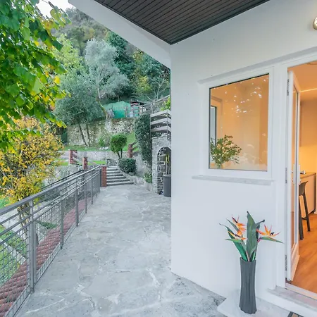 فيلة Regina Retreat With Pool View