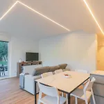 Villa Regina Retreat With Pool View