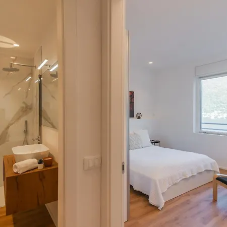 Regina Retreat With Pool View By Rent * Brienno