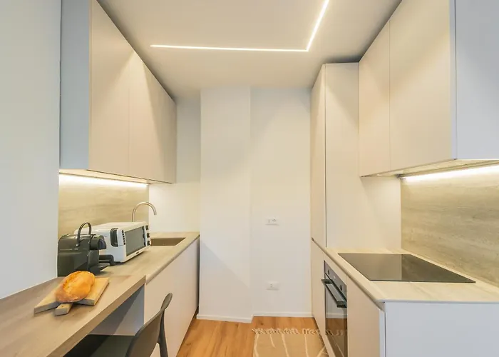 Regina Retreat With Pool View By Rent Brienno