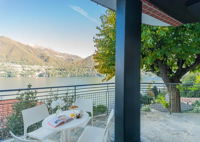 Villa Regina Retreat With Pool View Brienno