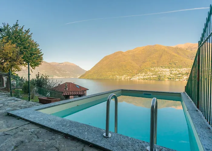 Regina Retreat With Pool View