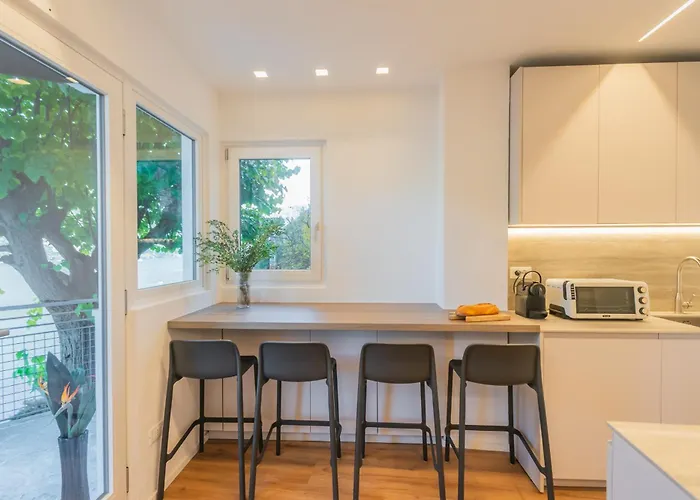 Regina Retreat With Pool View By Rent 别墅 Brienno